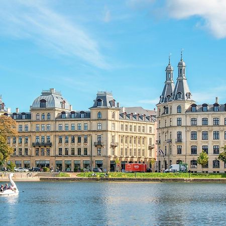 Sanders Square - Spacious Six-Bedroom Apartment Near Amalienborg コペンハーゲン エクステリア 写真