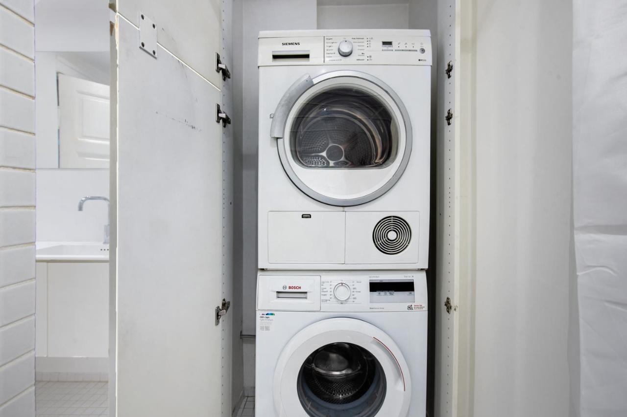 Sanders Square - Spacious Six-Bedroom Apartment Near Amalienborg コペンハーゲン エクステリア 写真