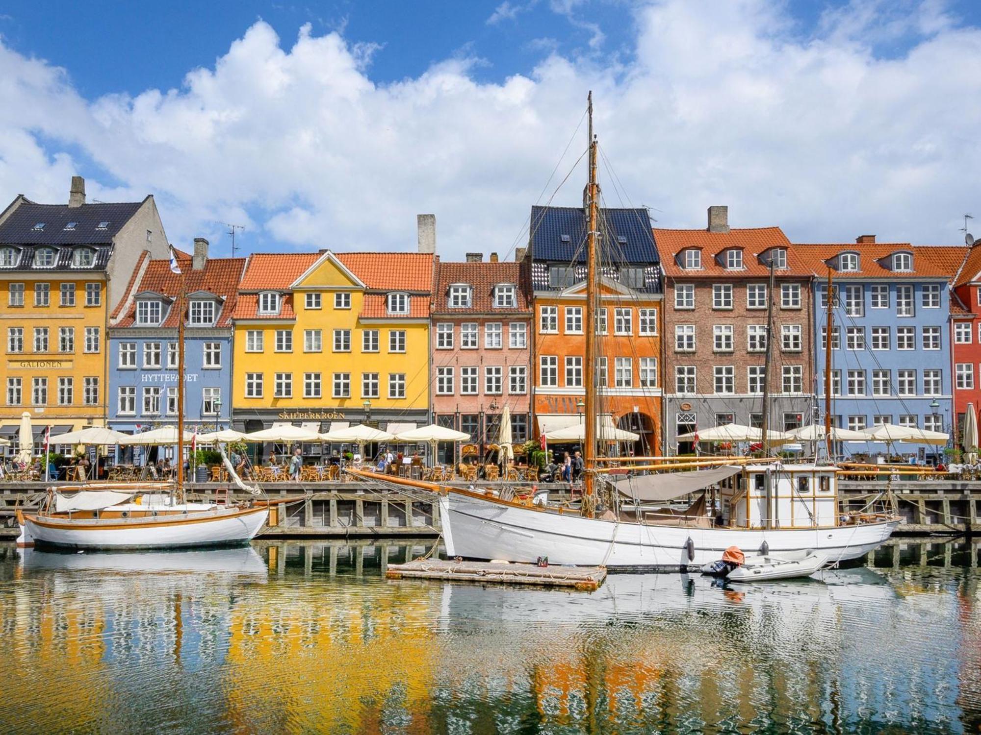 Sanders Square - Spacious Six-Bedroom Apartment Near Amalienborg コペンハーゲン エクステリア 写真